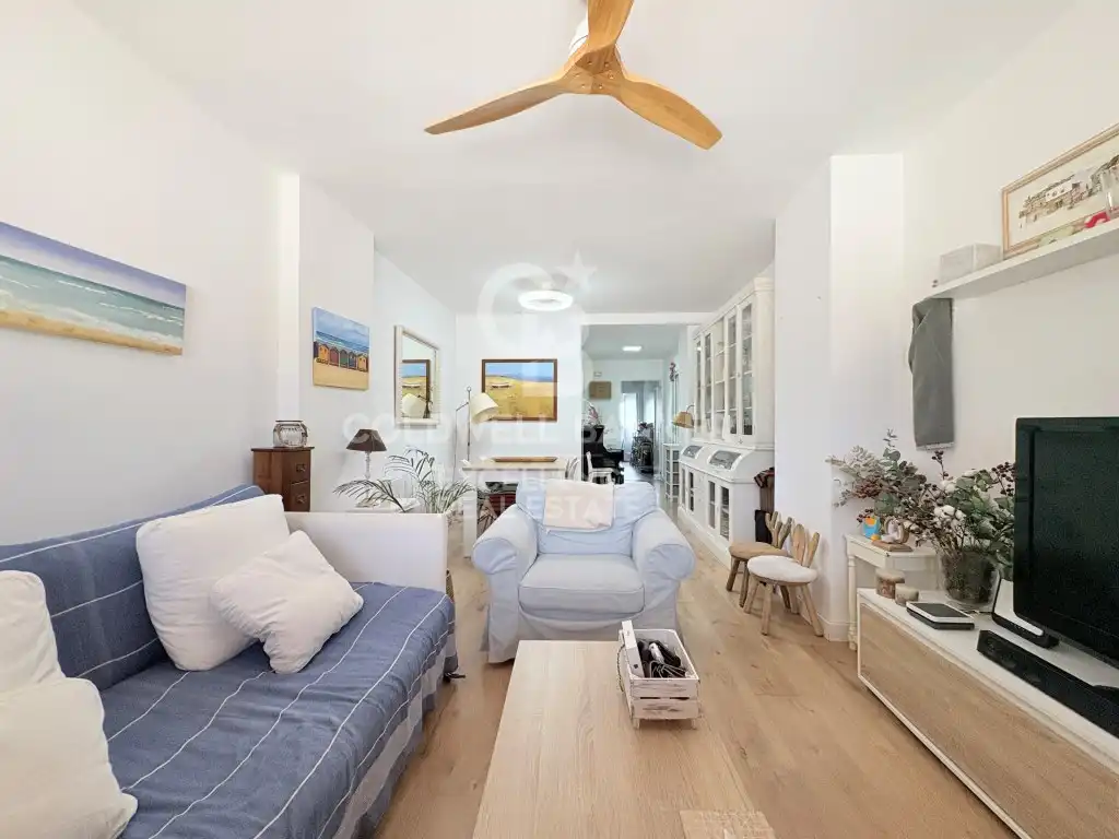 Sala de estar de Planta baja en venta en El Puig de Santa Maria con Jardín privado, Piscina y Horno