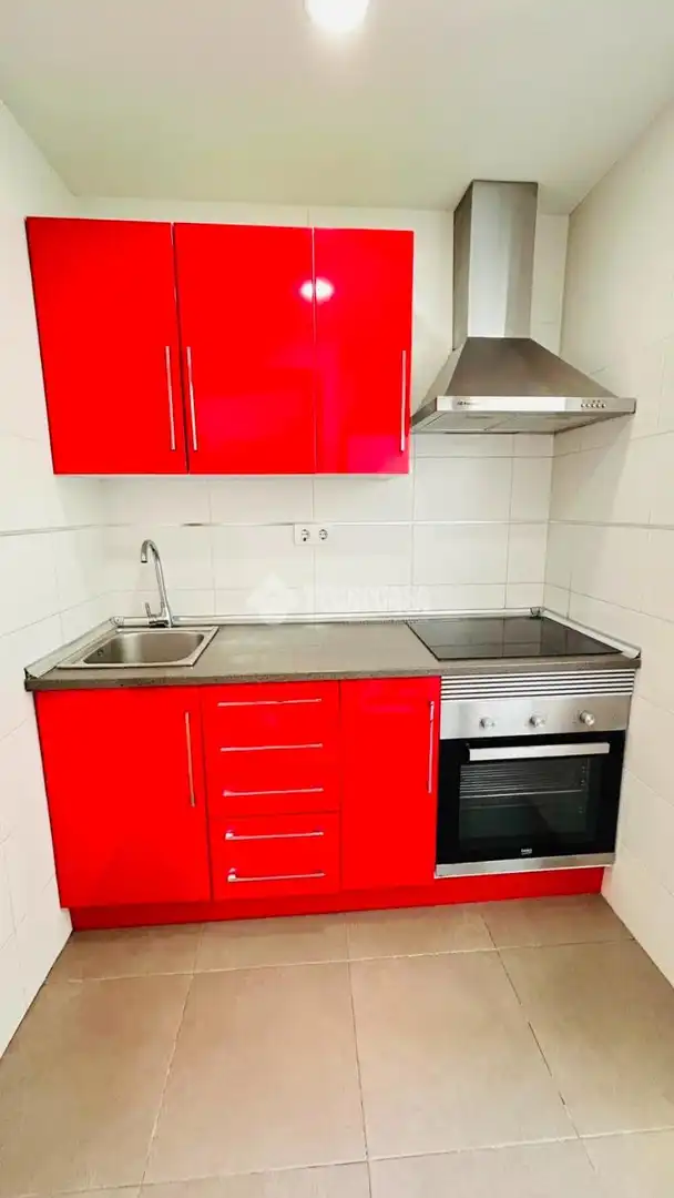 Piso con ascensor en venta en C. de Valmojado, imagen 5