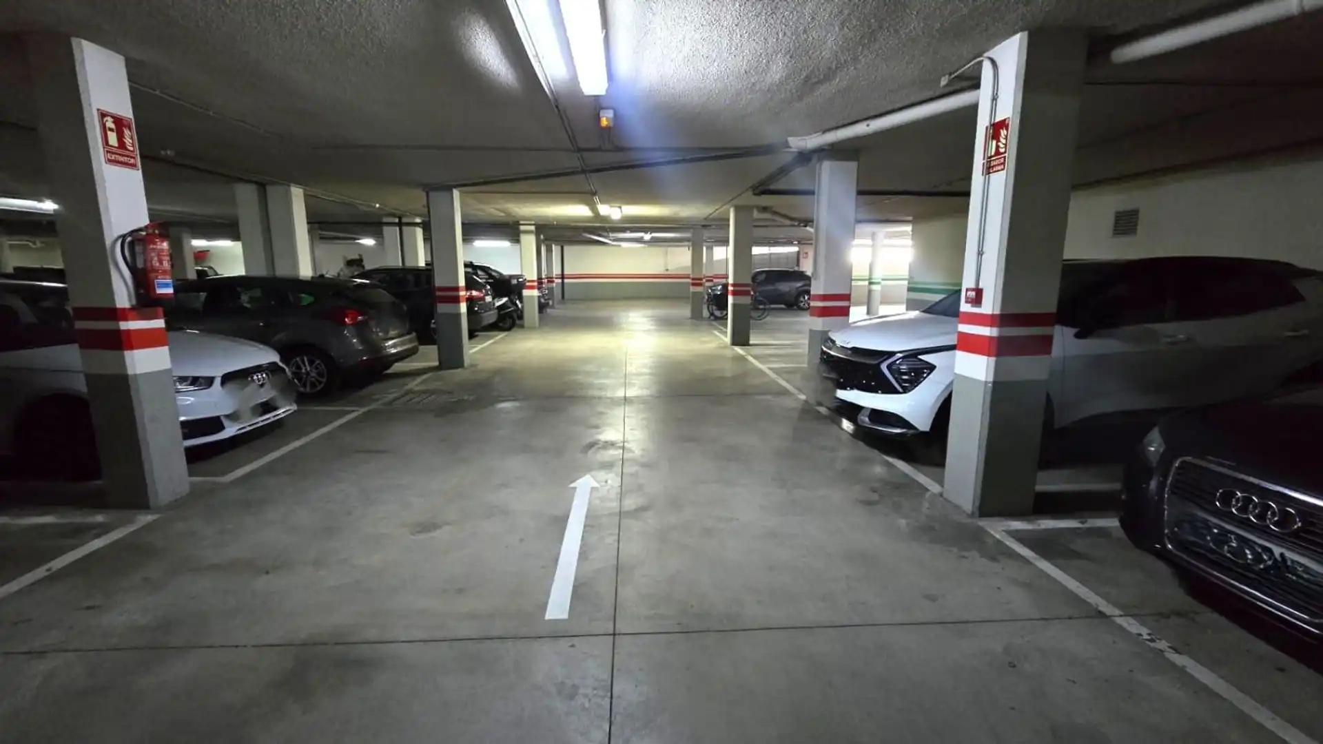 Garage for rent in Juan Bautista Palomo Martín, Pau Lledó