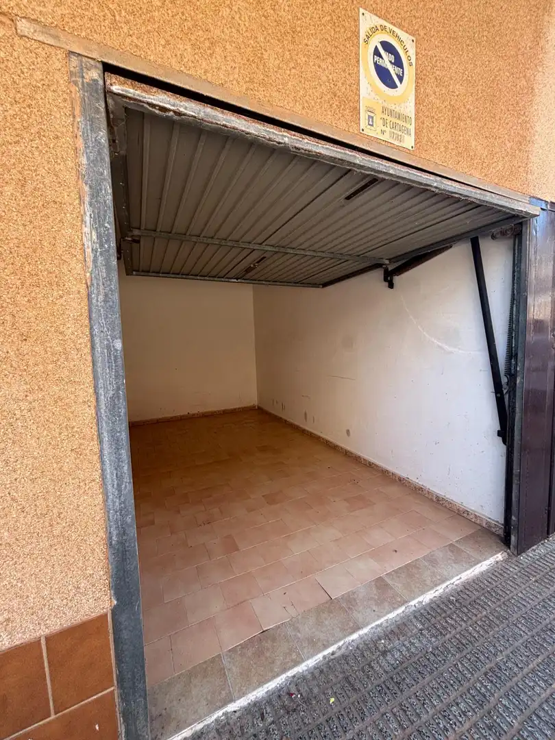Garage for sale in Cartagena