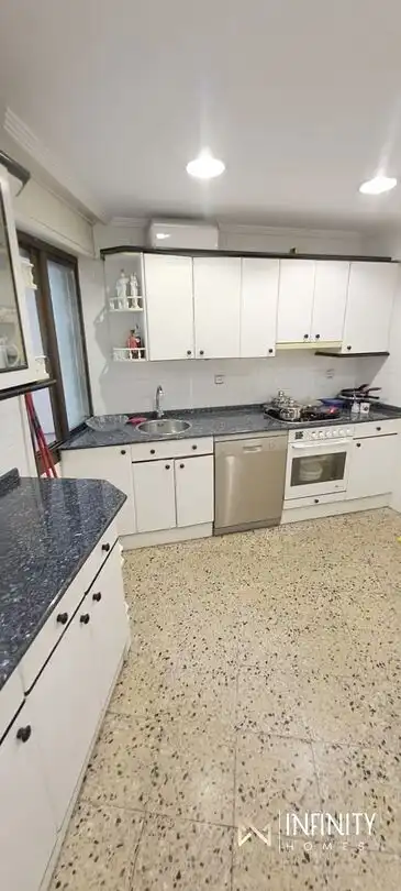 Cuina de Pis de lloguer en Santurtzi  amb Calefacció, Terrassa i Balcó