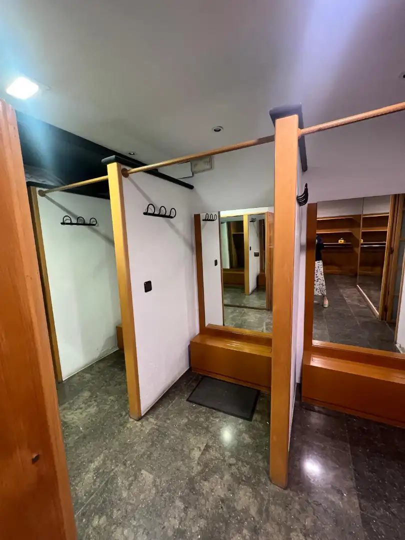 Local de alquiler en Figueres con Aire acondicionado