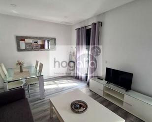 Living room of Flat to rent in  Sevilla Capital  with Air Conditioner and Balcony