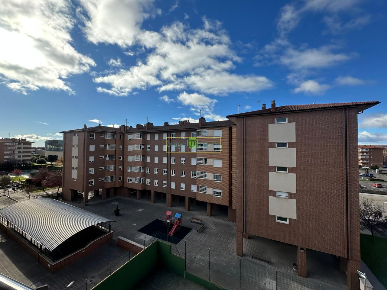 Exterior view of Flat for sale in León Capital   with Heating, Parquet flooring and Terrace