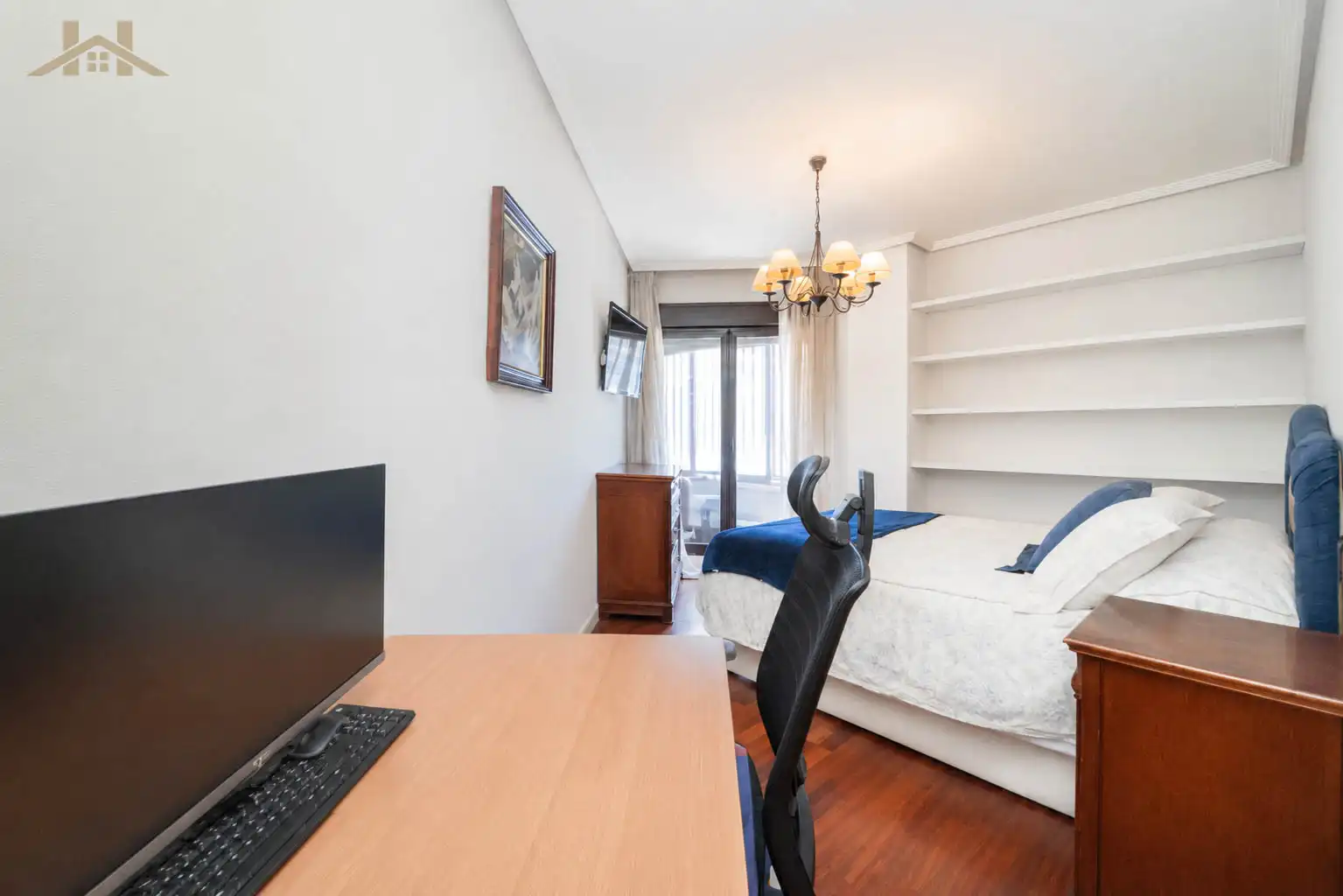 Bedroom of Flat for sale in Madrid  with Air Conditioner, Heating and Terrace