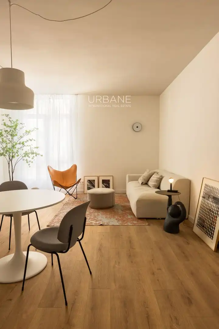 Flat with pool for sale in GÈNOVA, imagen 3