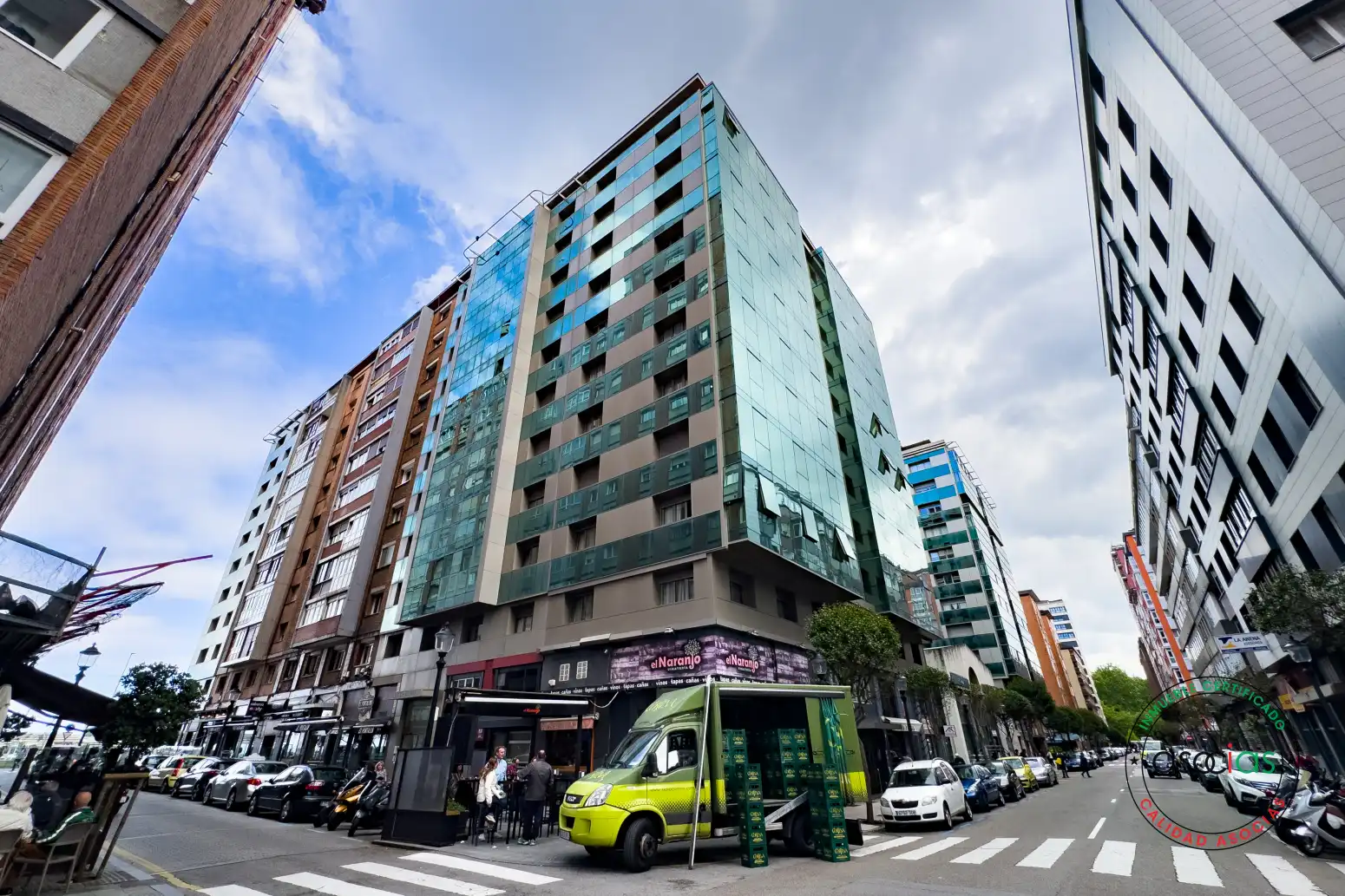 Vista exterior de Piso en venta en Gijón  con Parquet y Terraza