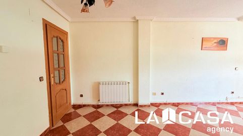 Foto 4 de Piso en venta en Plaza de Valdeserrano, El Arroyo - La Fuente, Fuenlabrada