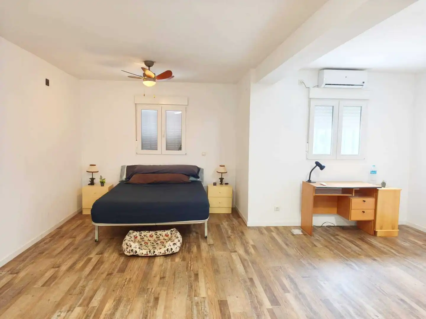 Bedroom of Detached homes for sale in Tavernes de la Valldigna  with Air Conditioner, Terrace and Swimming Pool