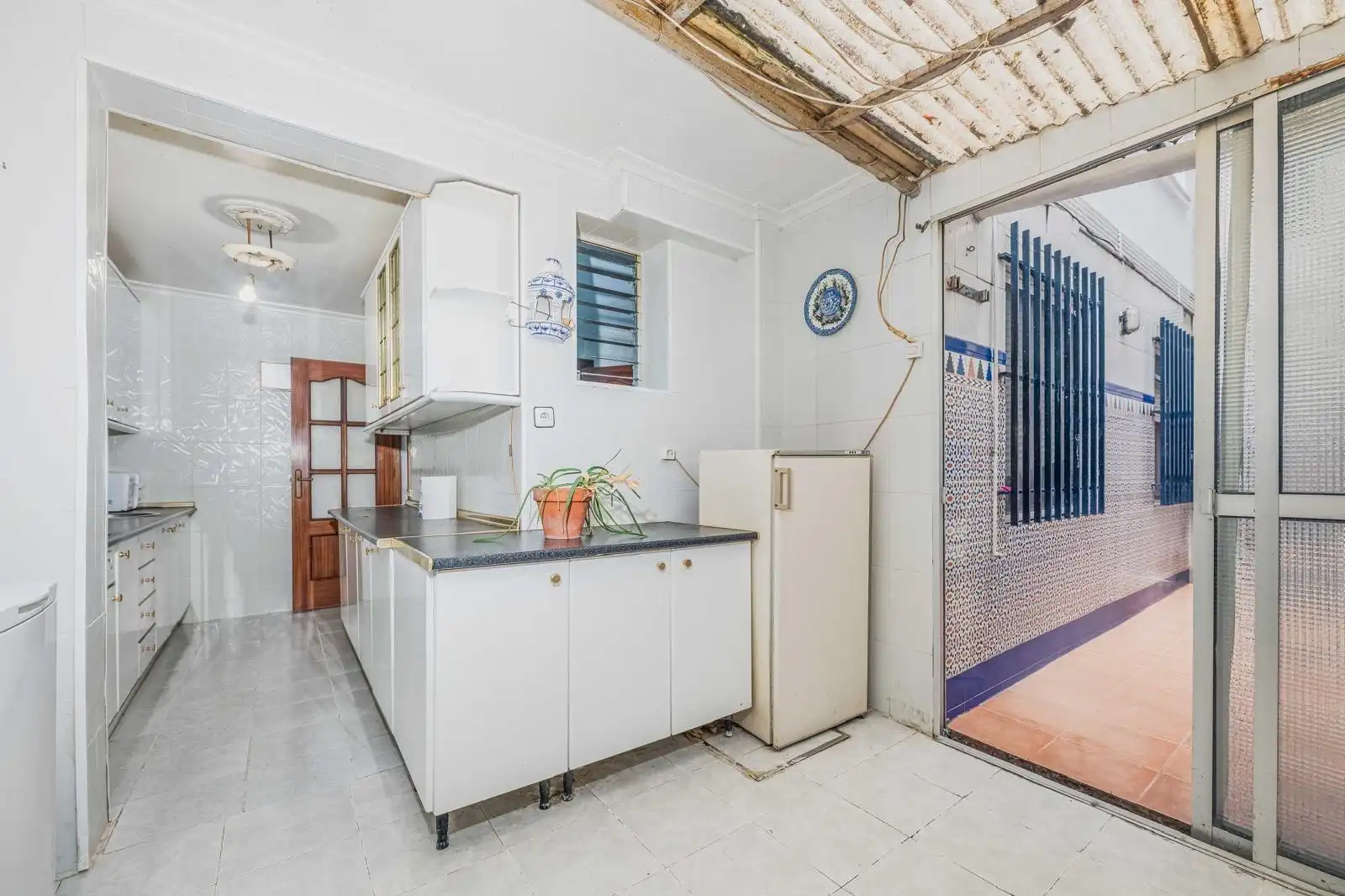 Cocina de Piso en venta en Sevilla con Aire acondicionado