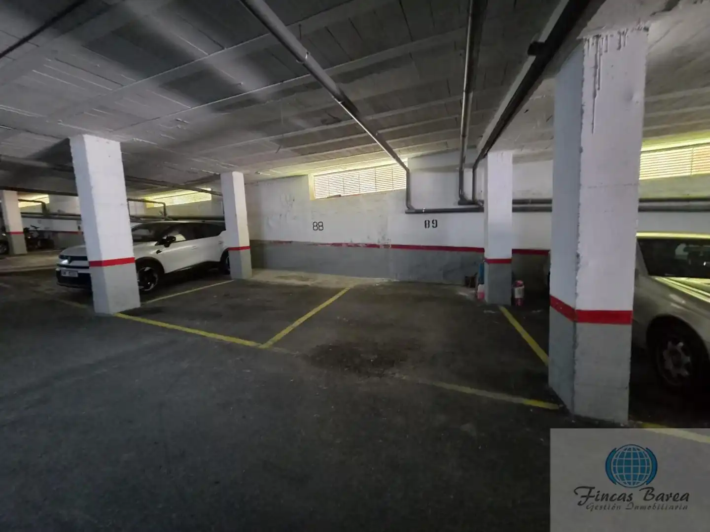 Parking de Piso en venta en Fuengirola con Aire acondicionado, Terraza y Piscina comunitaria