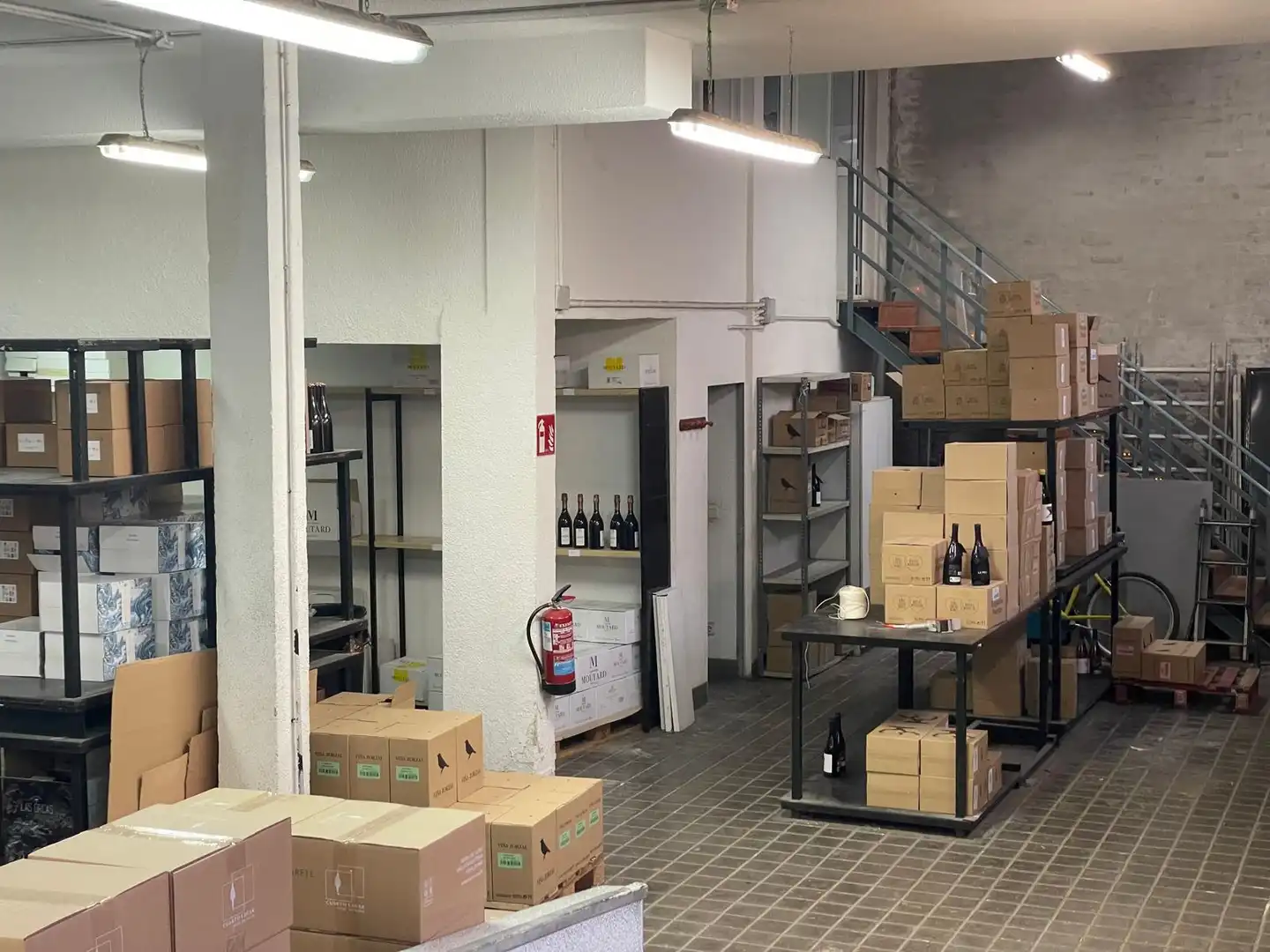 Commercial properties for sale in Madrid  with Furnished
