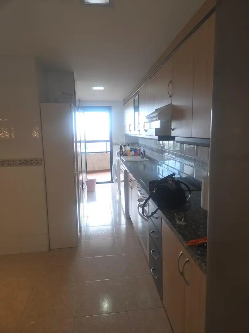 Kitchen of Flat for rent in Valencia  with Air Conditioner, Parquet flooring and Balcony