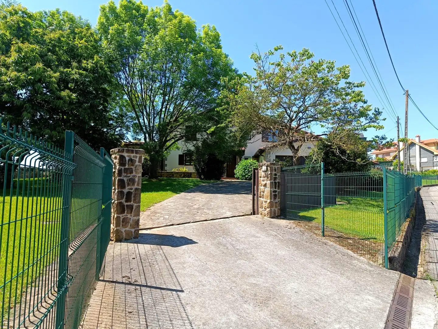 Vista exterior de Casa o chalet en venta en Camargo con Calefacción, Jardín privado y Terraza