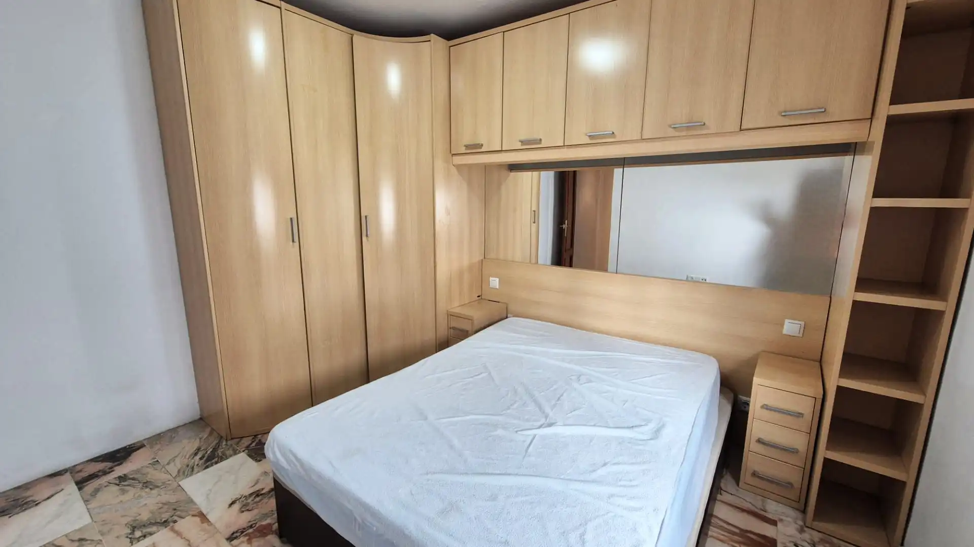 Dormitori de Pis en venda en Badajoz amb Aire condicionat, Calefacció i Terrassa