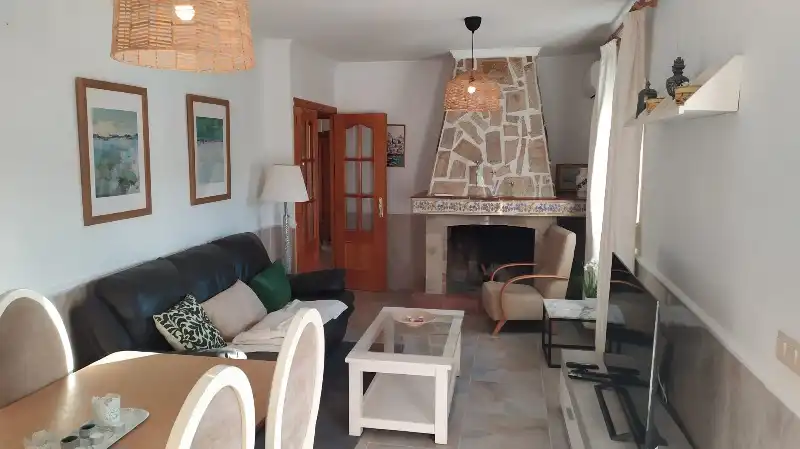 Sala de estar de Casa o chalet de alquiler en Torrox con Aire acondicionado, Calefacción y Jardín privado