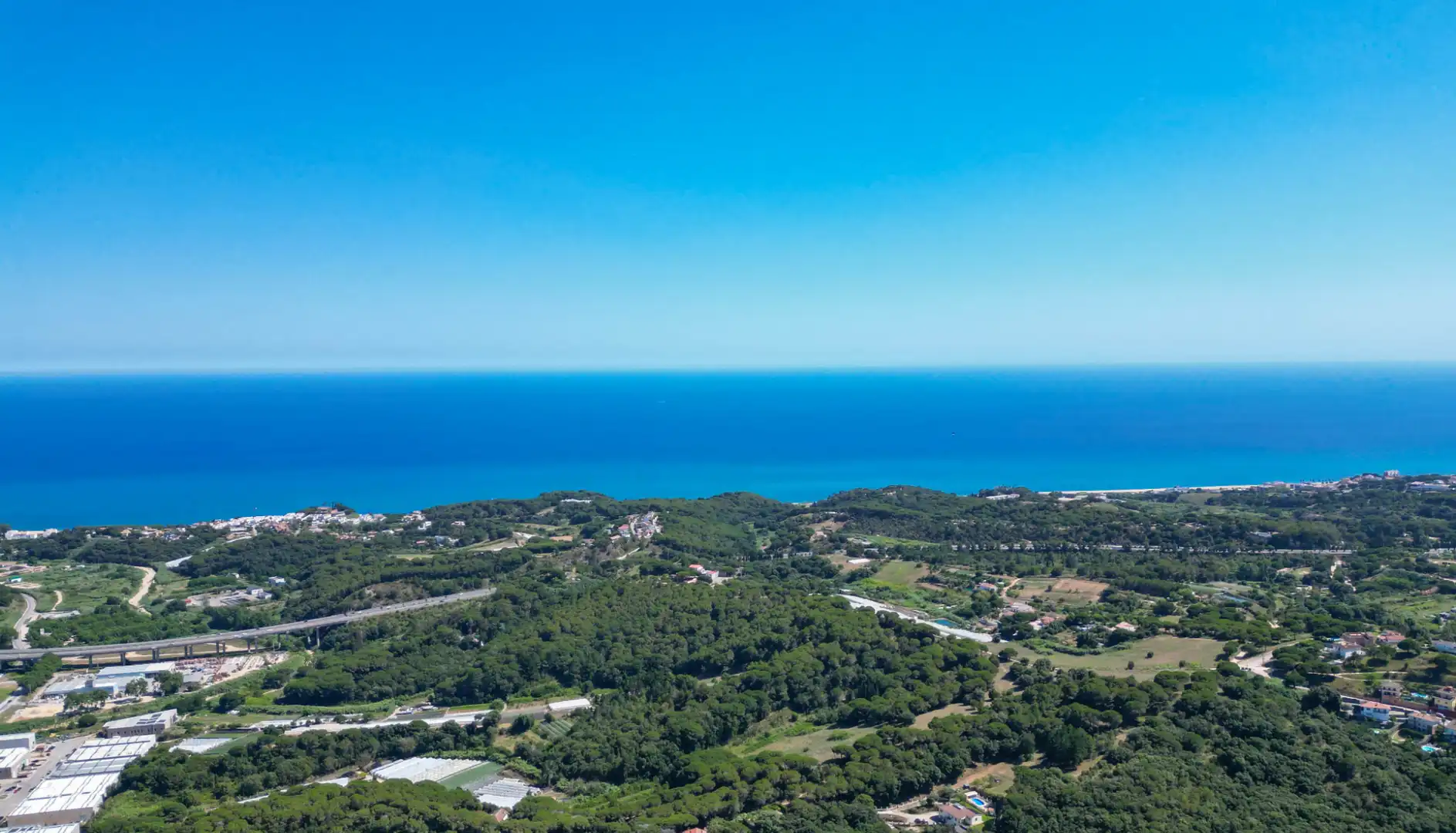 Vista exterior de Casa o xalet en venda en Sant Cebrià de Vallalta amb Aire condicionat, Calefacció i Jardí privat