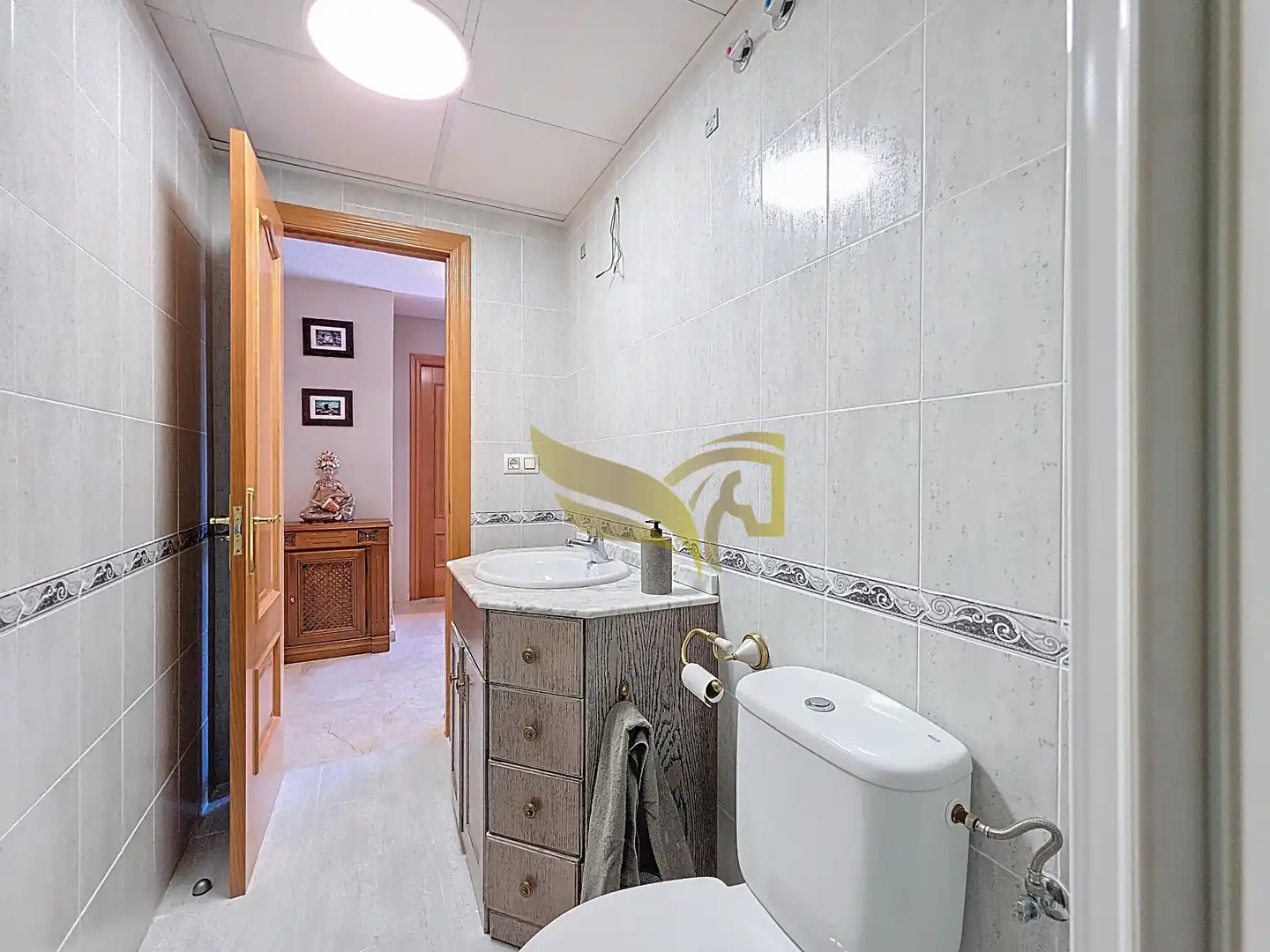 Baño de Casa adosada en venta en Aranjuez con Aire acondicionado, Calefacción y Jardín privado