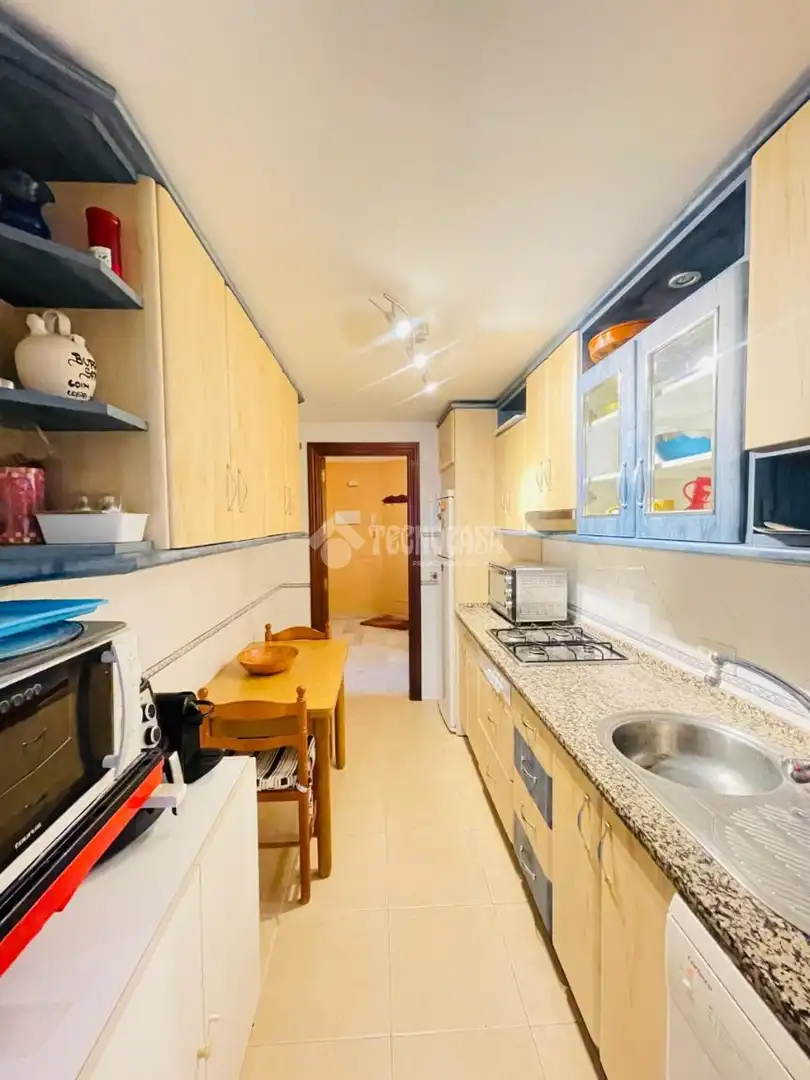 Kitchen of Flat for sale in Fuengirola  with Balcony