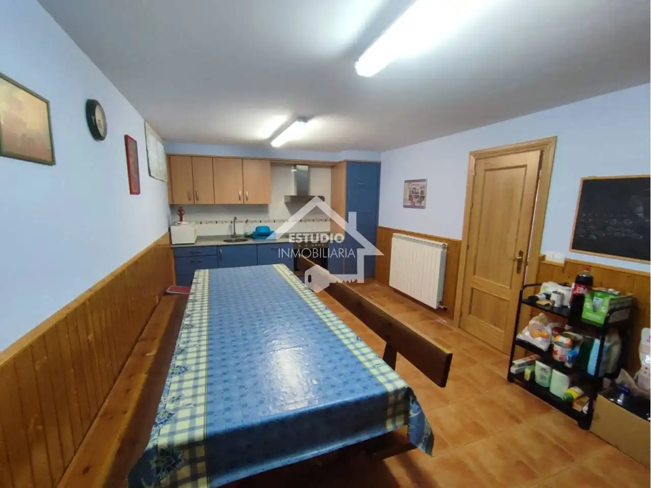 Cocina de Casa o chalet en venta en Canillas de Río Tuerto con Calefacción, Jardín privado y Parquet