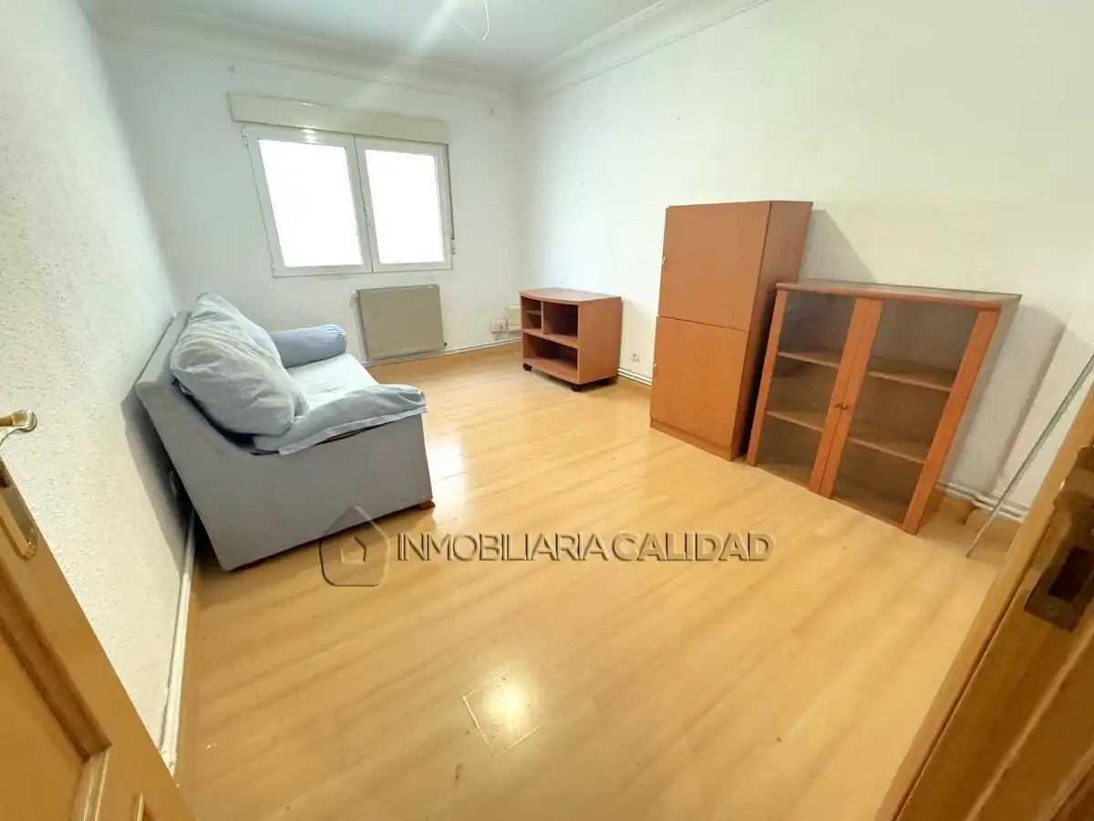 Wohnung zur Miete in Los Vadillos - R. Sanitaria - Pozanos, Centro, Burgos Capital