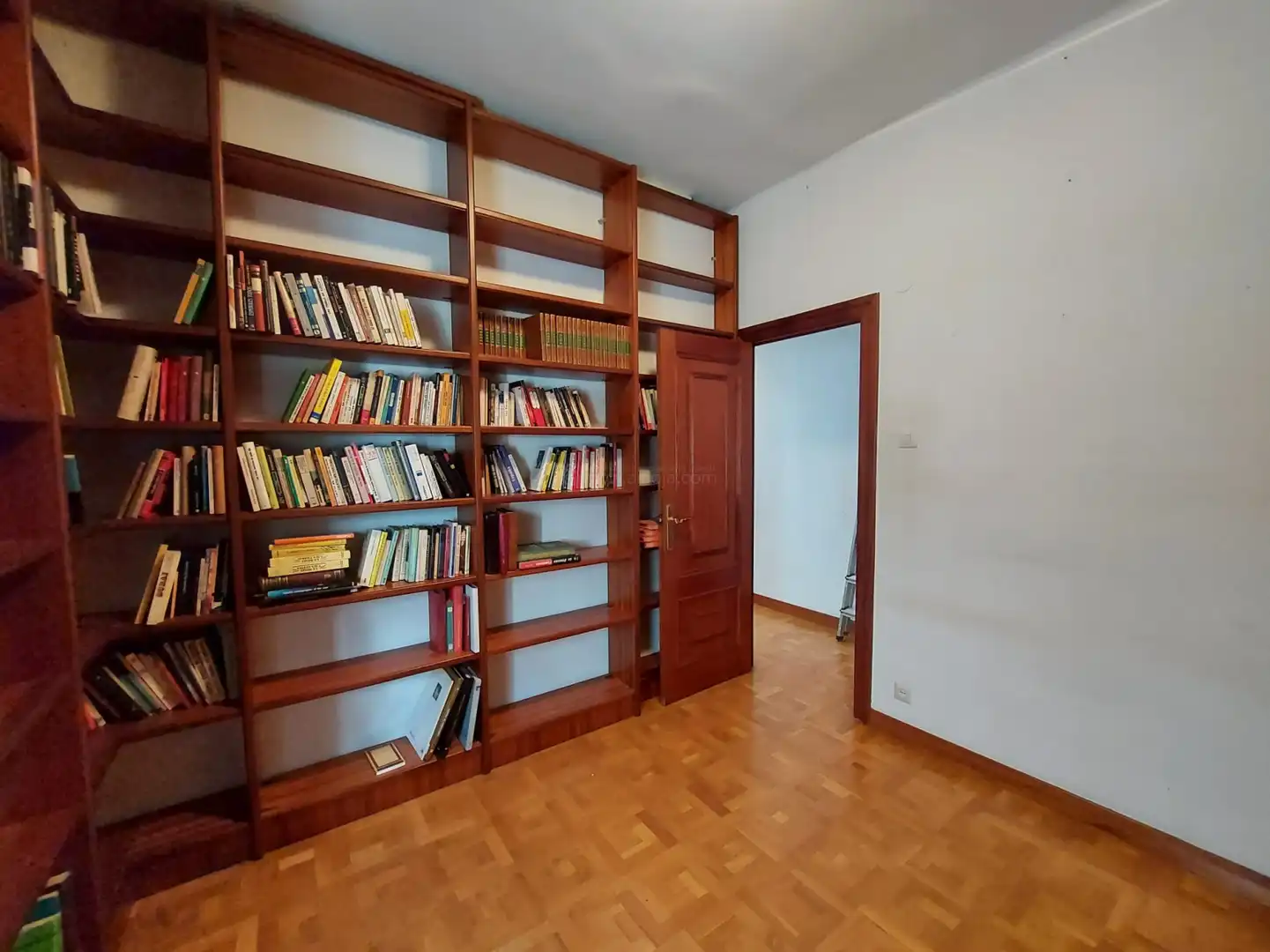 Habitación de Piso en venta en  Logroño con Calefacción, Parquet y Terraza