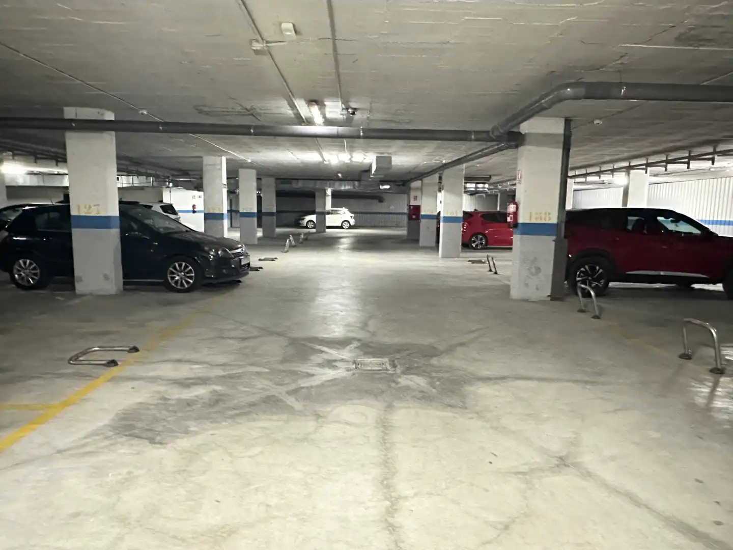 Parking of Flat for rent in Madrid  with Air Conditioner, Heating and Storage room
