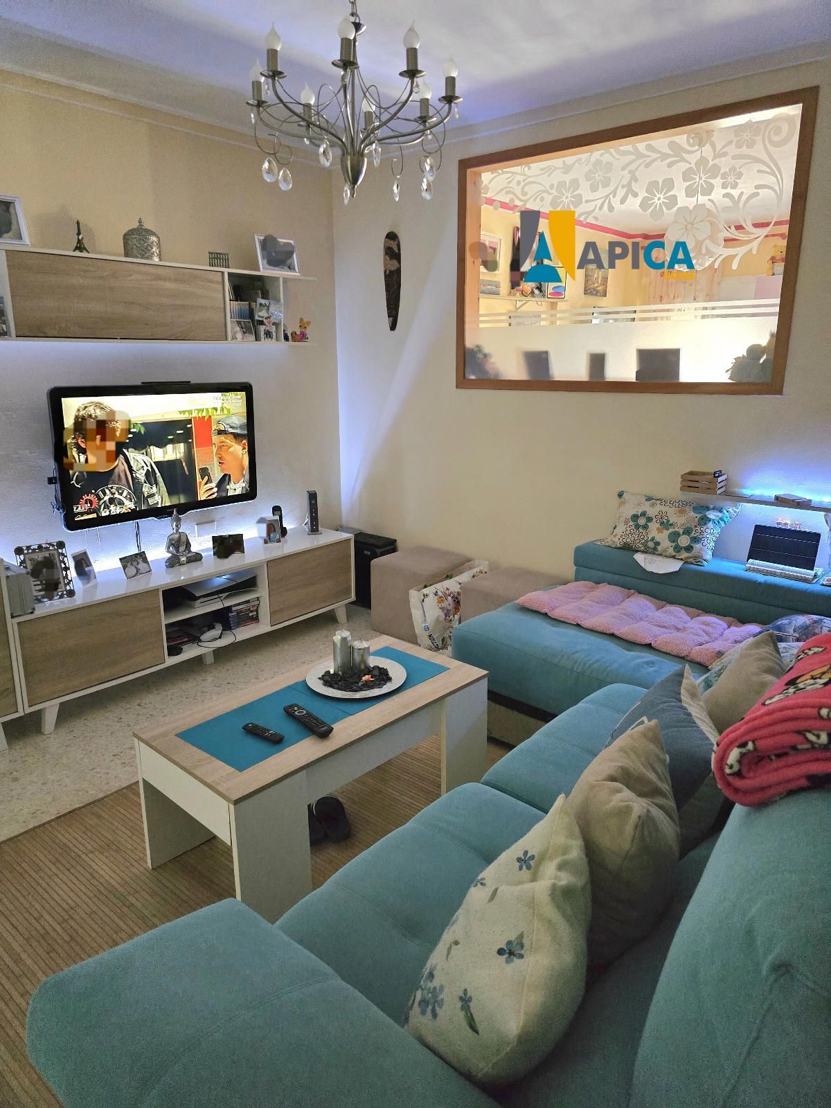 Sala d'estar de Pis en venda en La Línea de la Concepción amb Aire condicionat i Moblat