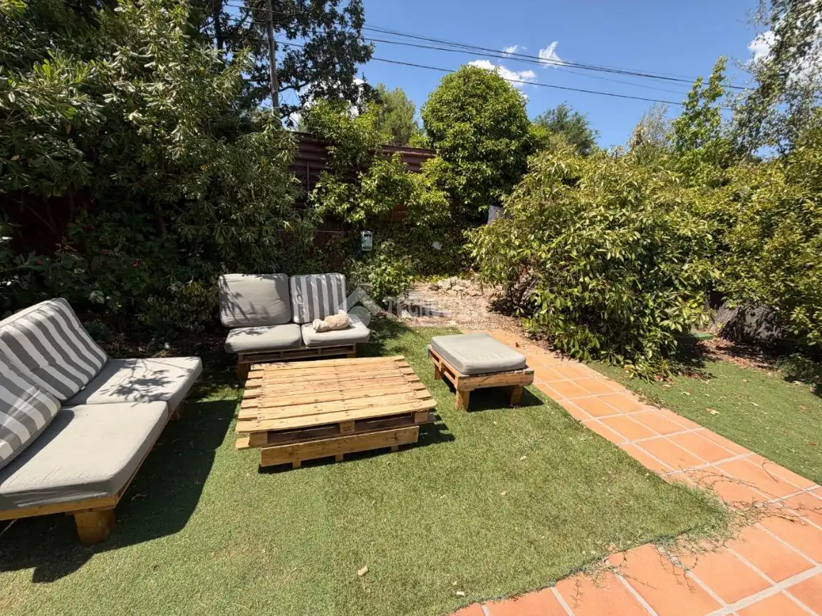 Jardín de Casa adosada en venta en Collado Mediano con Calefacción y Jardín privado