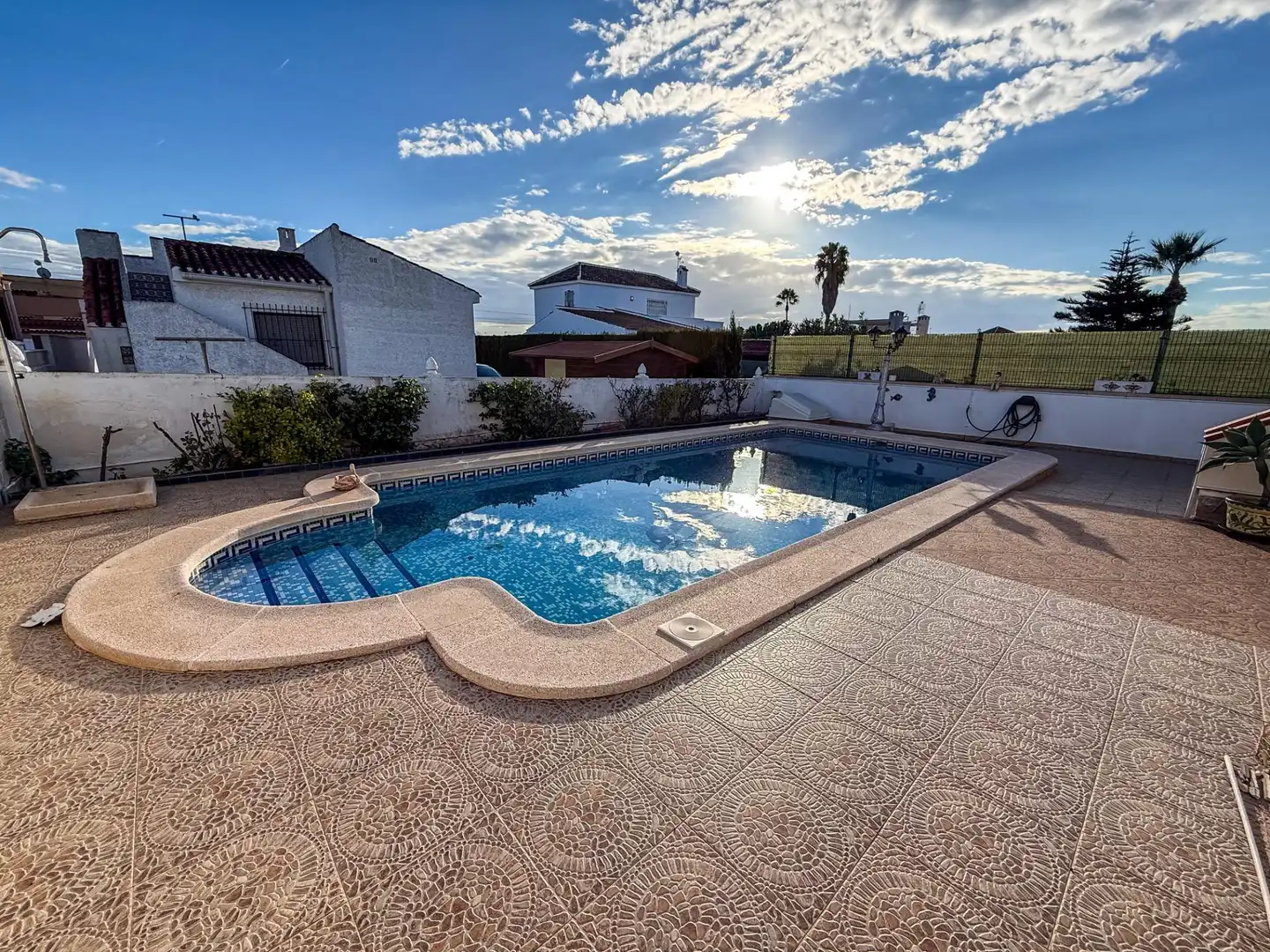 Semi-detached house with pool for sale in SALVADOR DALI, imagen 3