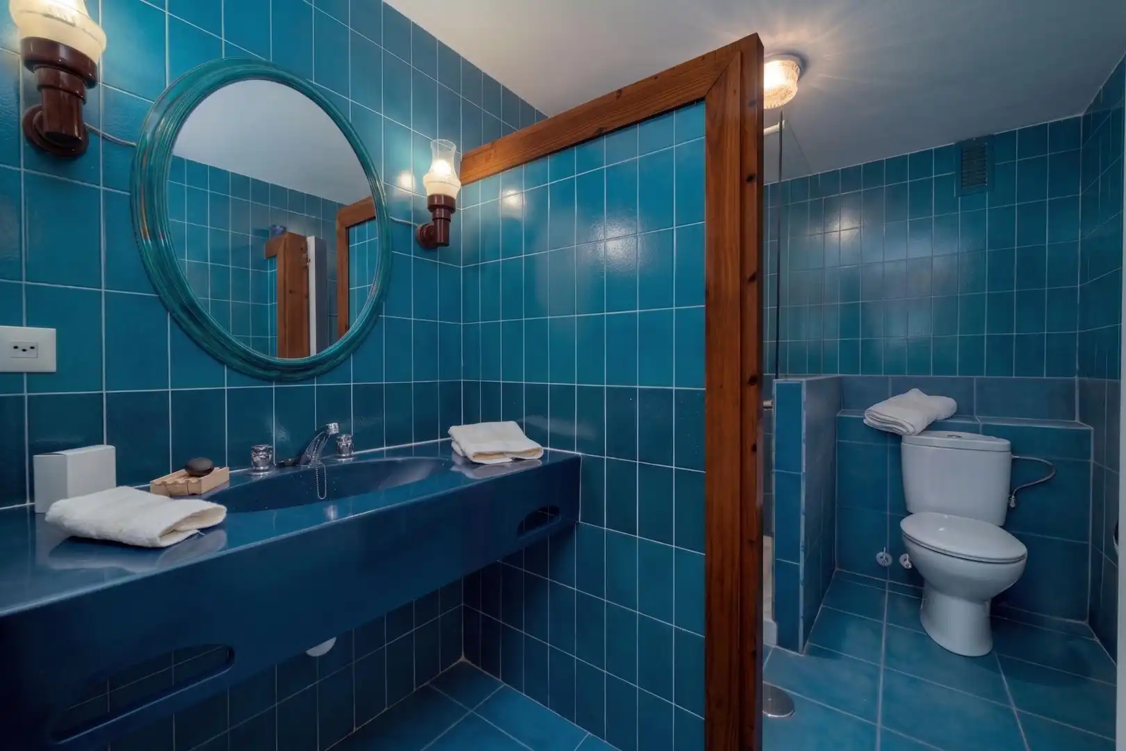 Baño de Casa adosada en venta en Pozuelo de Alarcón con Aire acondicionado, Calefacción y Jardín privado