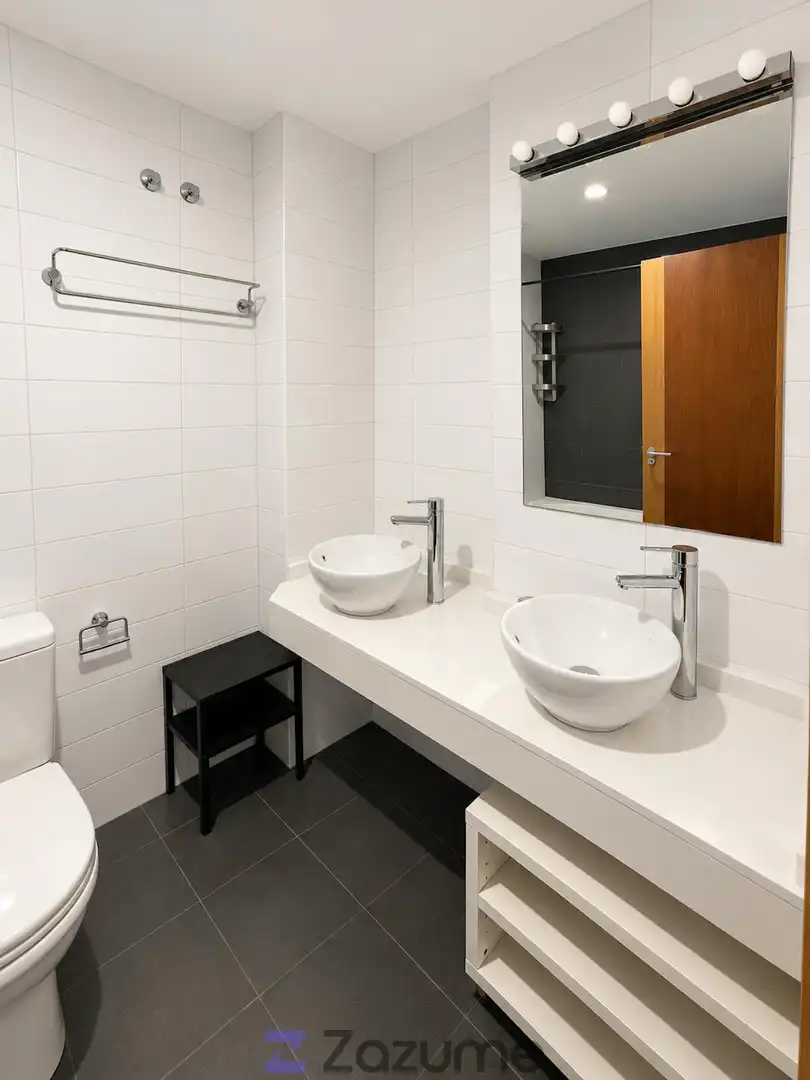 Bathroom of Flat for rent in Riviera del Sol