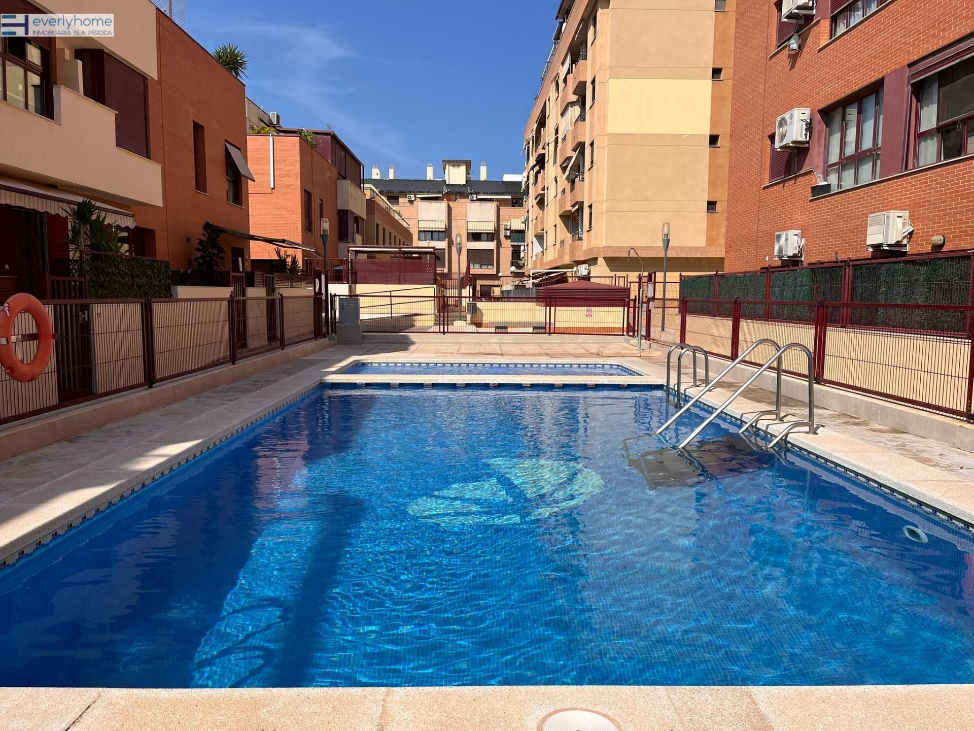 Piscina de Piso de alquiler en Sagunto / Sagunt con Aire acondicionado, Terraza y Piscina comunitaria