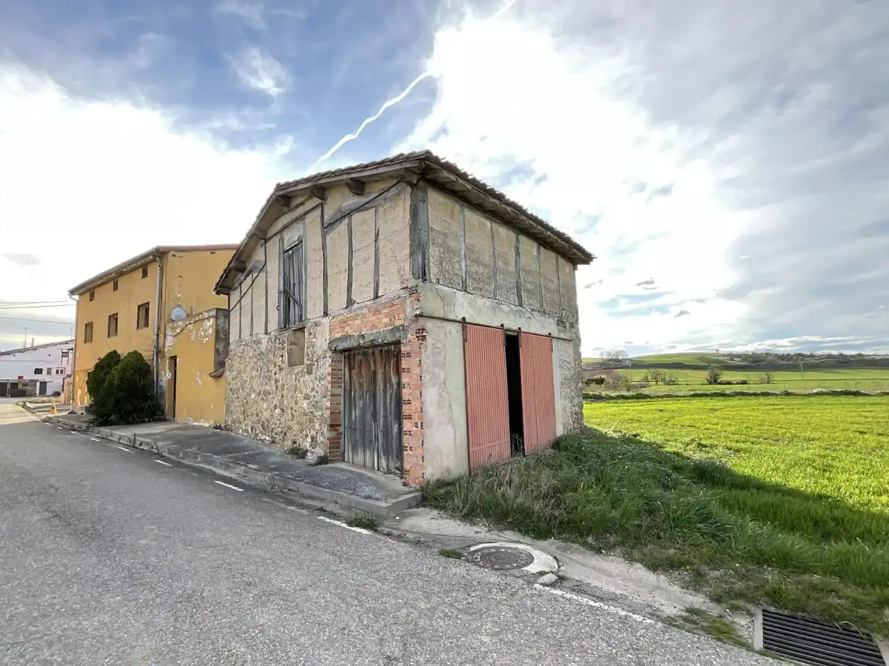 Vista exterior de Local en venta en Bascuñana
