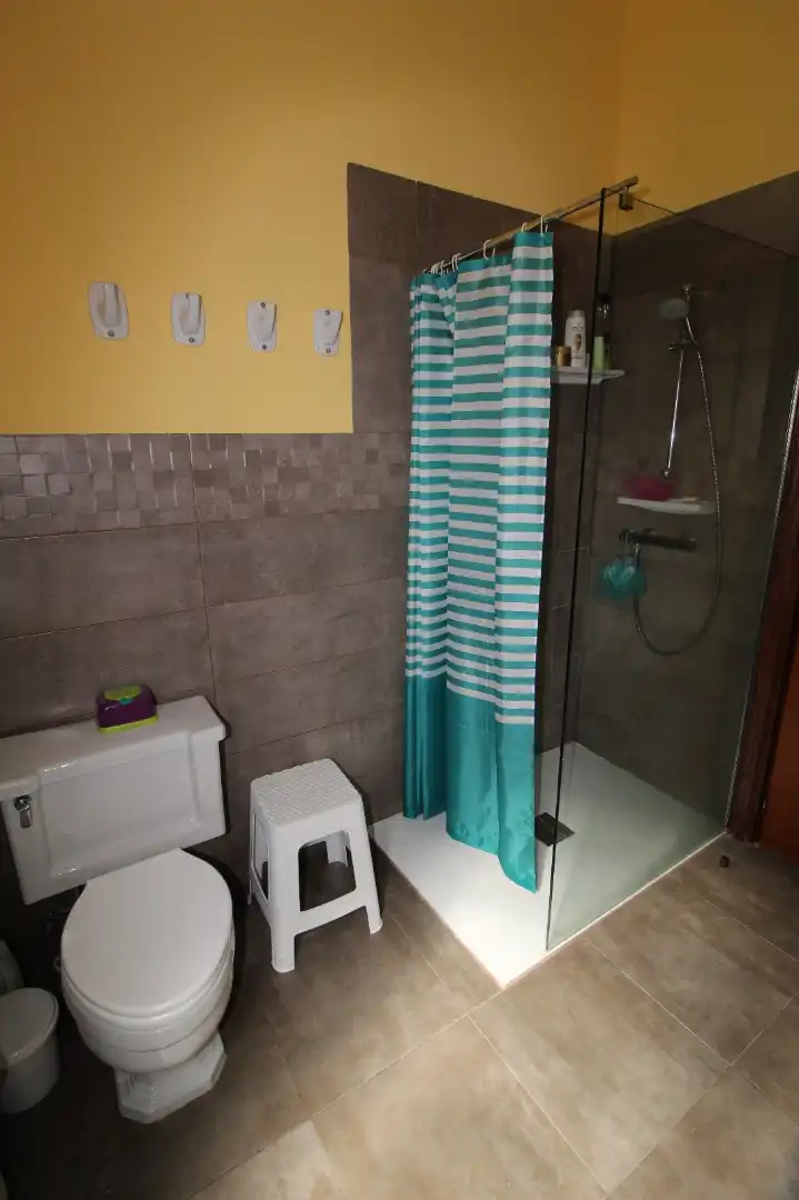 Bathroom of Houses for sale in Úbeda  with Heating, Private garden and Swimming Pool