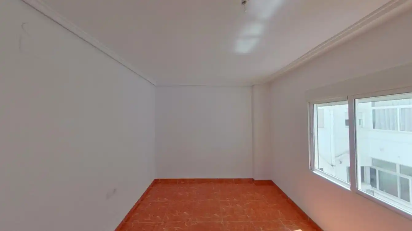 Flat with lift for sale in C/ Pedro Cabanes, imagen 13