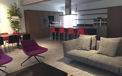 Sala d'estar de Pis en venda en Salamanca Capital amb Calefacció i Terrassa