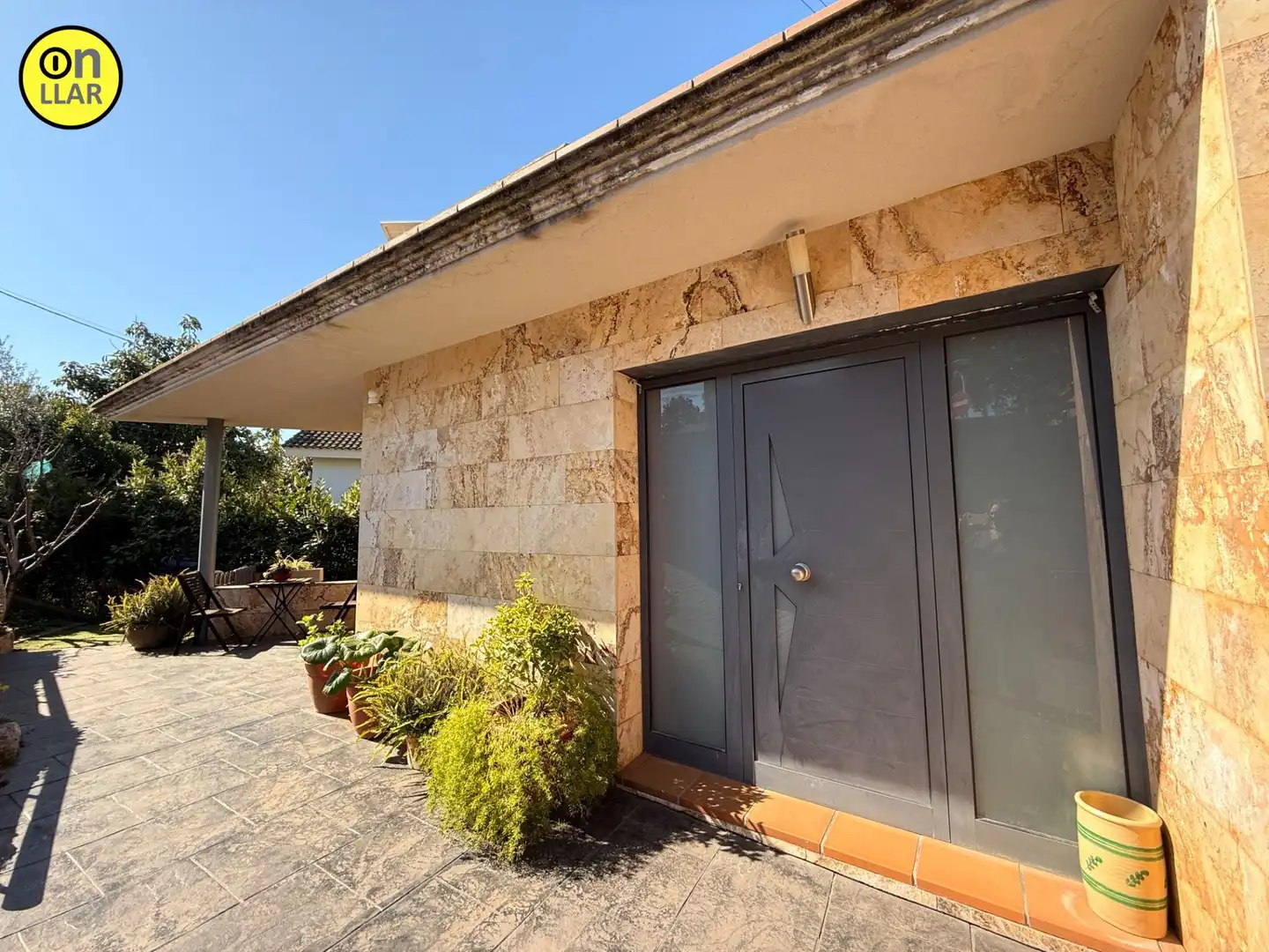 Casa con piscina en venta en Carrer AMISTAT, imagen 9