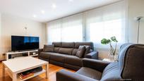 Living room of Flat for sale in Sabadell  with Air Conditioner, Terrace and Balcony