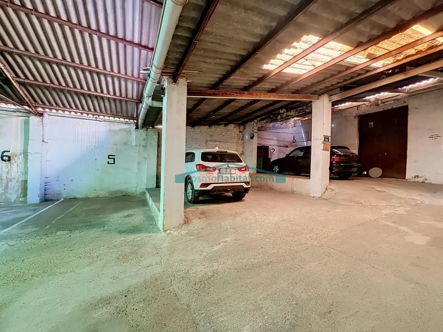 Aparcament de Finca rústica en venda en Valencia