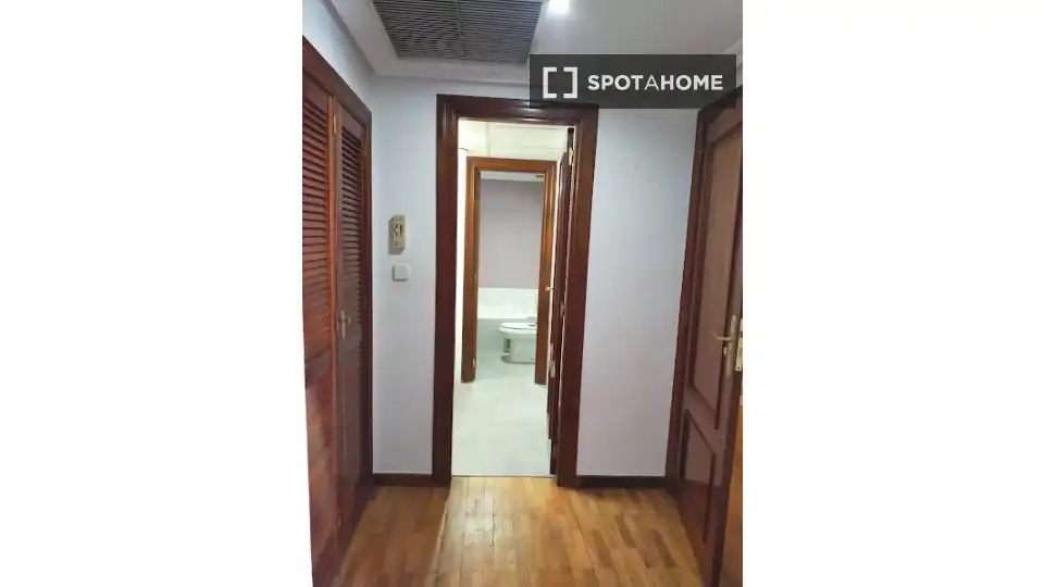 Bedroom of Flat for share in Murcia  with Air Conditioner, Heating and Furnished