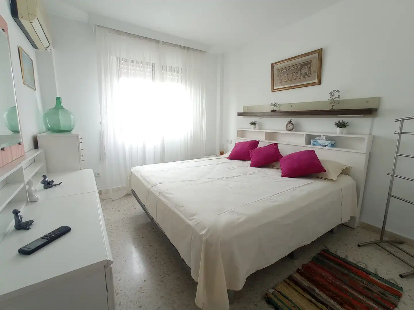 Schlafzimmer von Wohnung zur Miete in Fuengirola mit Klimaanlage, Terrasse und Möbliert