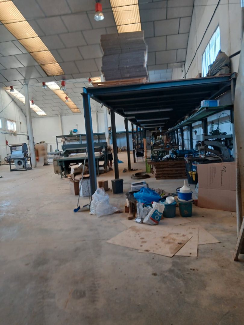 Nave industrial de alquiler en Catarroja