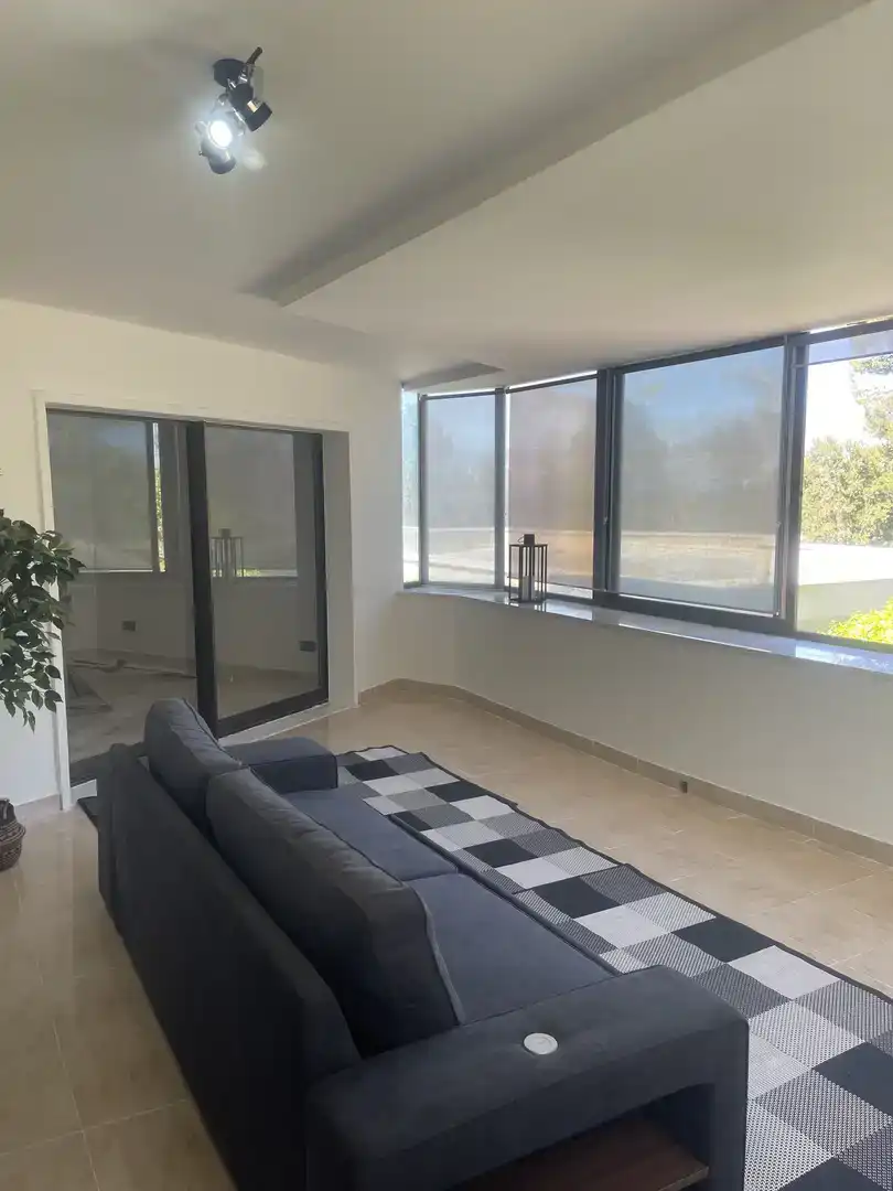 Sala de estar de Apartamento en venta en Estepona con Aire acondicionado y Piscina