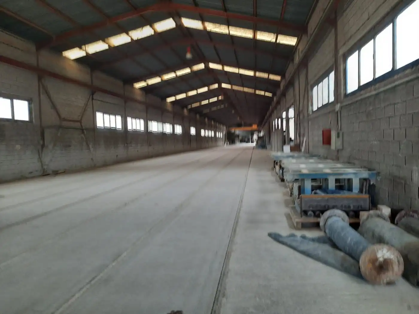 Nau industrial de lloguer en Elda