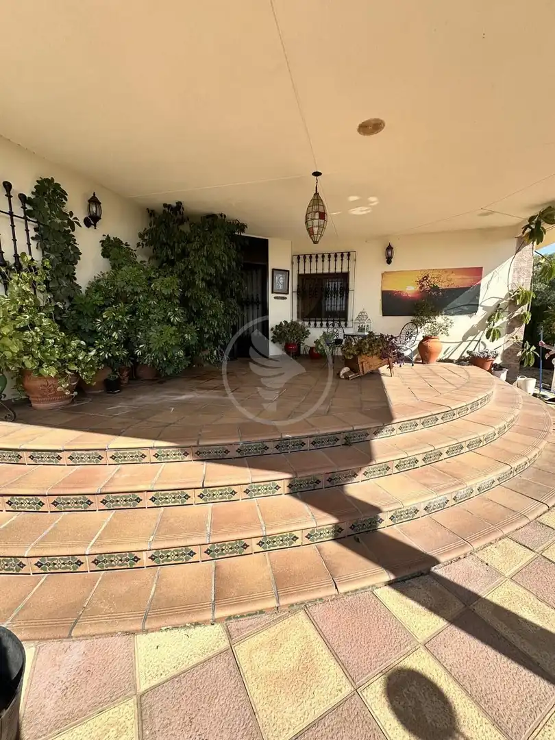 Terrassa de Finca rústica en venda en Linares amb Jardí privat, Terrassa i Piscina