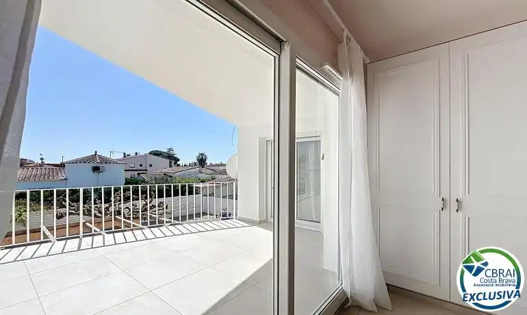 Terrassa de Casa o xalet en venda en Empuriabrava amb Aire condicionat, Calefacció i Jardí privat