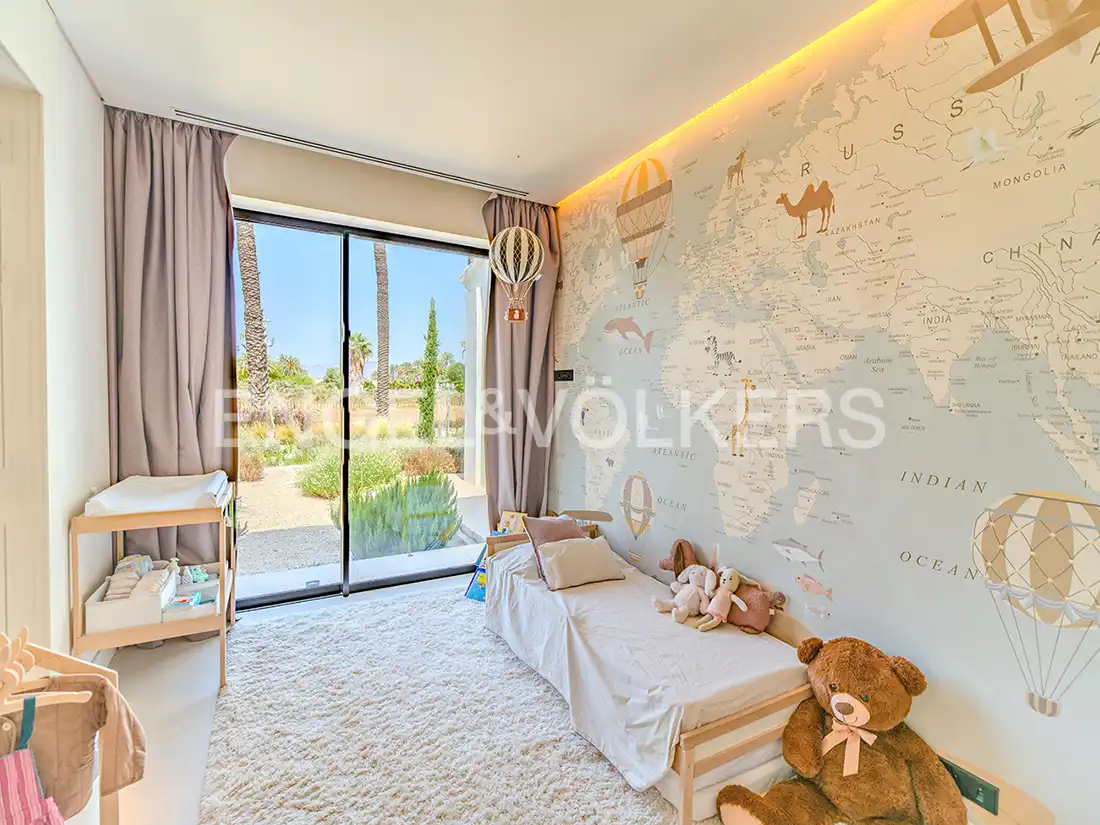 Dormitori de Casa o xalet en venda en Elche / Elx amb Aire condicionat, Calefacció i Jardí privat