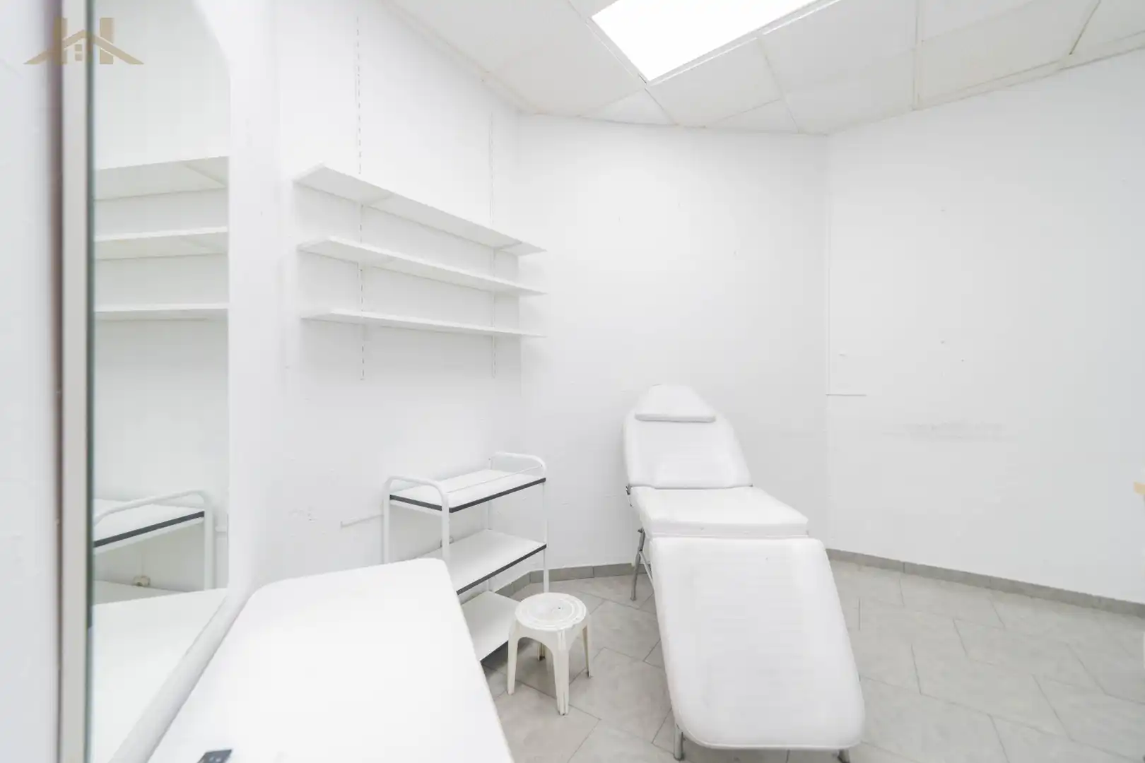 Habitación de Local de alquiler en Collado Villalba con Aire acondicionado y Calefacción