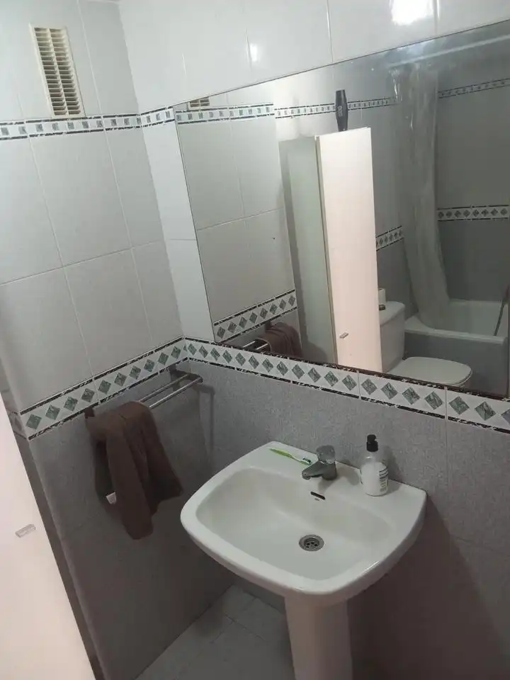 Bathroom of Flat for sale in Melilla